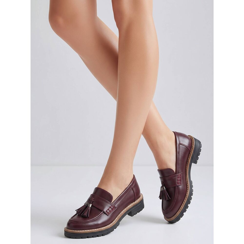 ☔️🩵NIB Burgundy Tasseled Platform Loafer Shoes Size 8